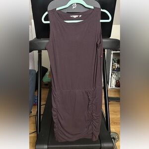 Athleta Burgundy Side Ruched 56% Cotton 38% Modal 6% Spandex Sleeveless Dress, M